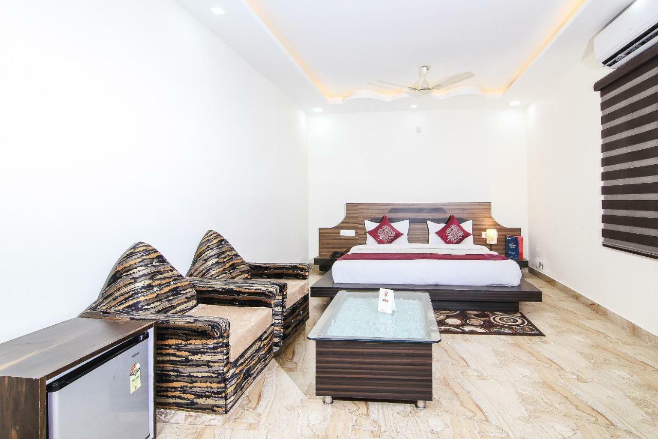 Capital O 15422 Shiva Inn Unnao Exterior foto